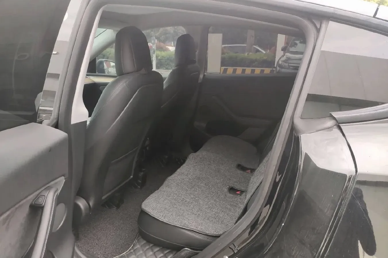 2022 Tesla Model Y BEV 60KWH,autocango,china used car exporter,china ev exporter,chinese used car exporter,chinese used ev exporter