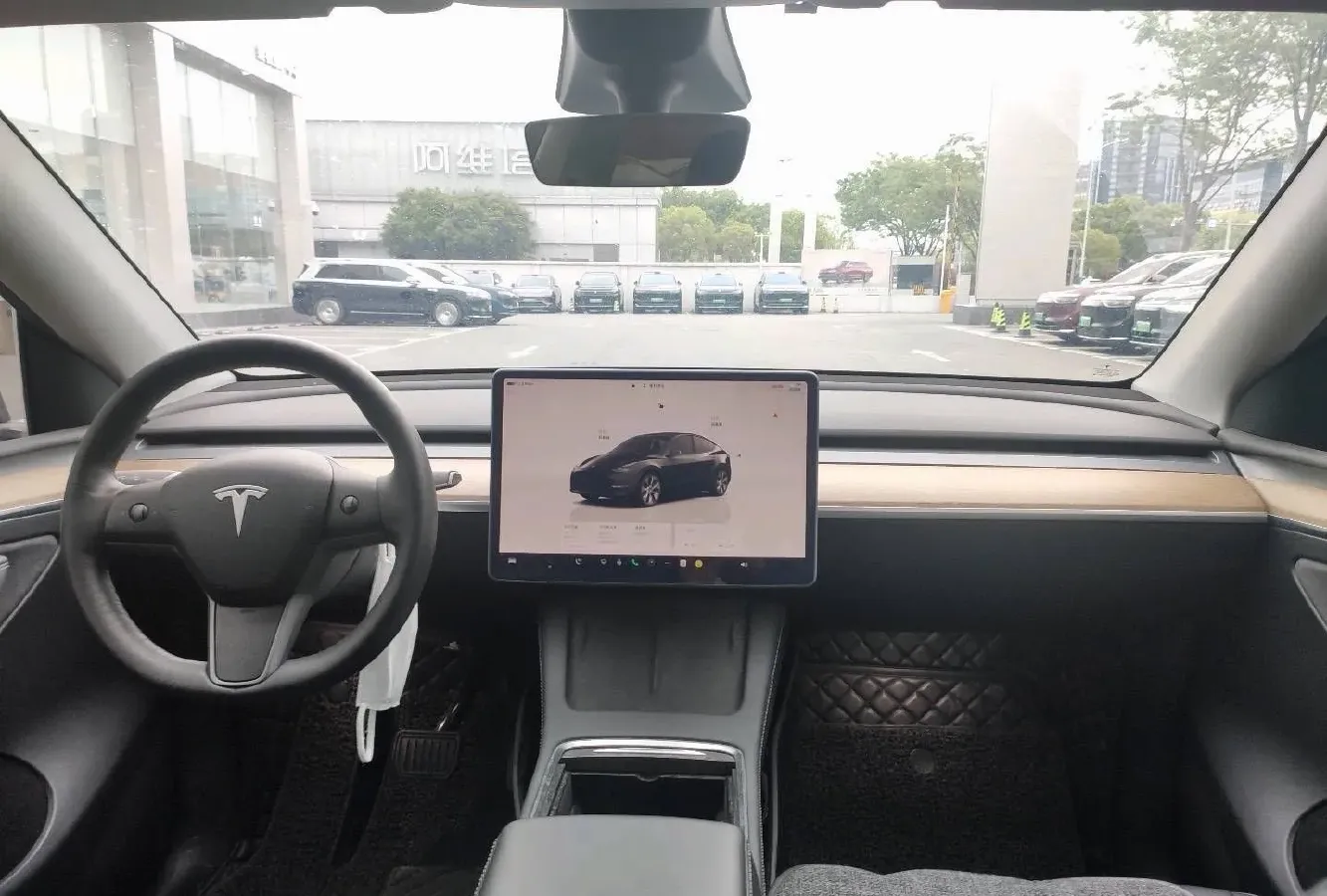 2022 Tesla Model Y BEV 60KWH,autocango,china used car exporter,china ev exporter,chinese used car exporter,chinese used ev exporter