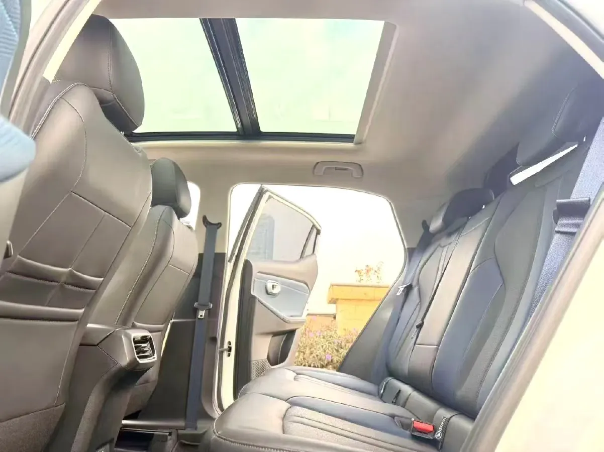 2023 GAC Trumpchi GS3 1.5T 177HP L4 7DCT,autocango,china used car exporter,china ev exporter,chinese used car exporter,chinese used ev exporter