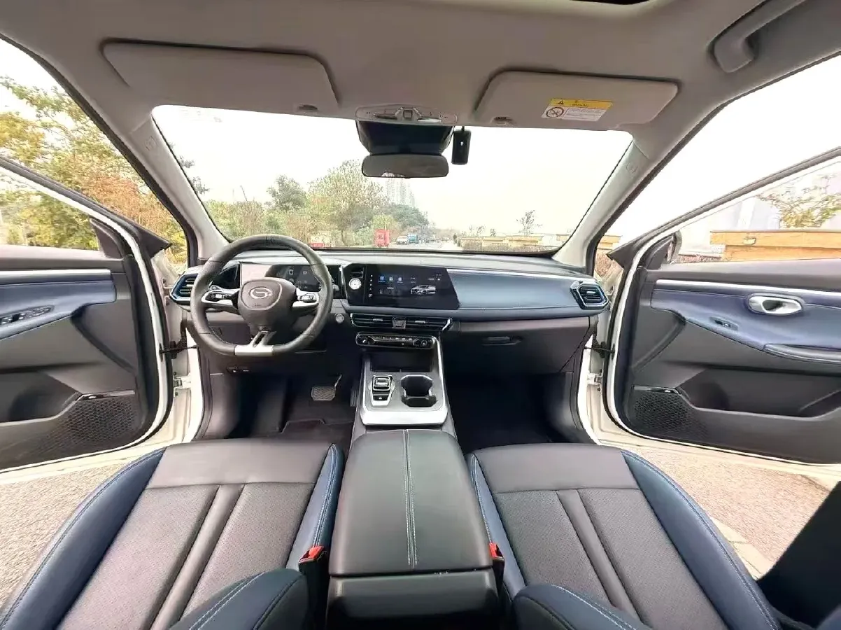 2023 GAC Trumpchi GS3 1.5T 177HP L4 7DCT,autocango,china used car exporter,china ev exporter,chinese used car exporter,chinese used ev exporter