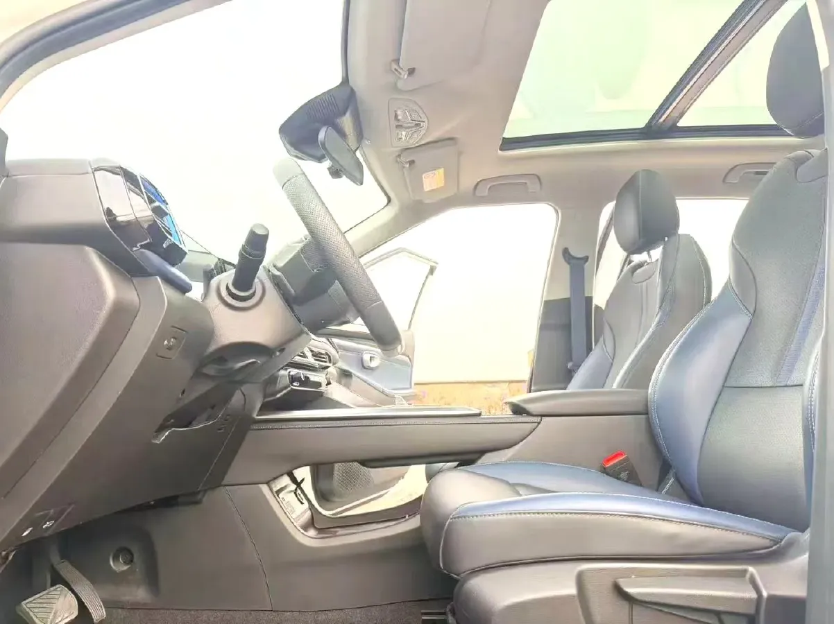 2023 GAC Trumpchi GS3 1.5T 177HP L4 7DCT,autocango,china used car exporter,china ev exporter,chinese used car exporter,chinese used ev exporter