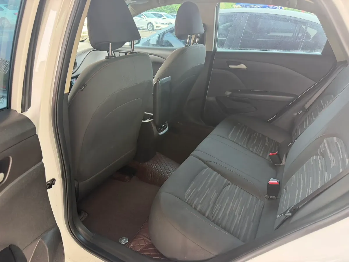 2019 Chevrolet Monza 1.0T 125HP L3 6DCT,autocango,china used car exporter,china ev exporter,chinese used car exporter,chinese used ev exporter