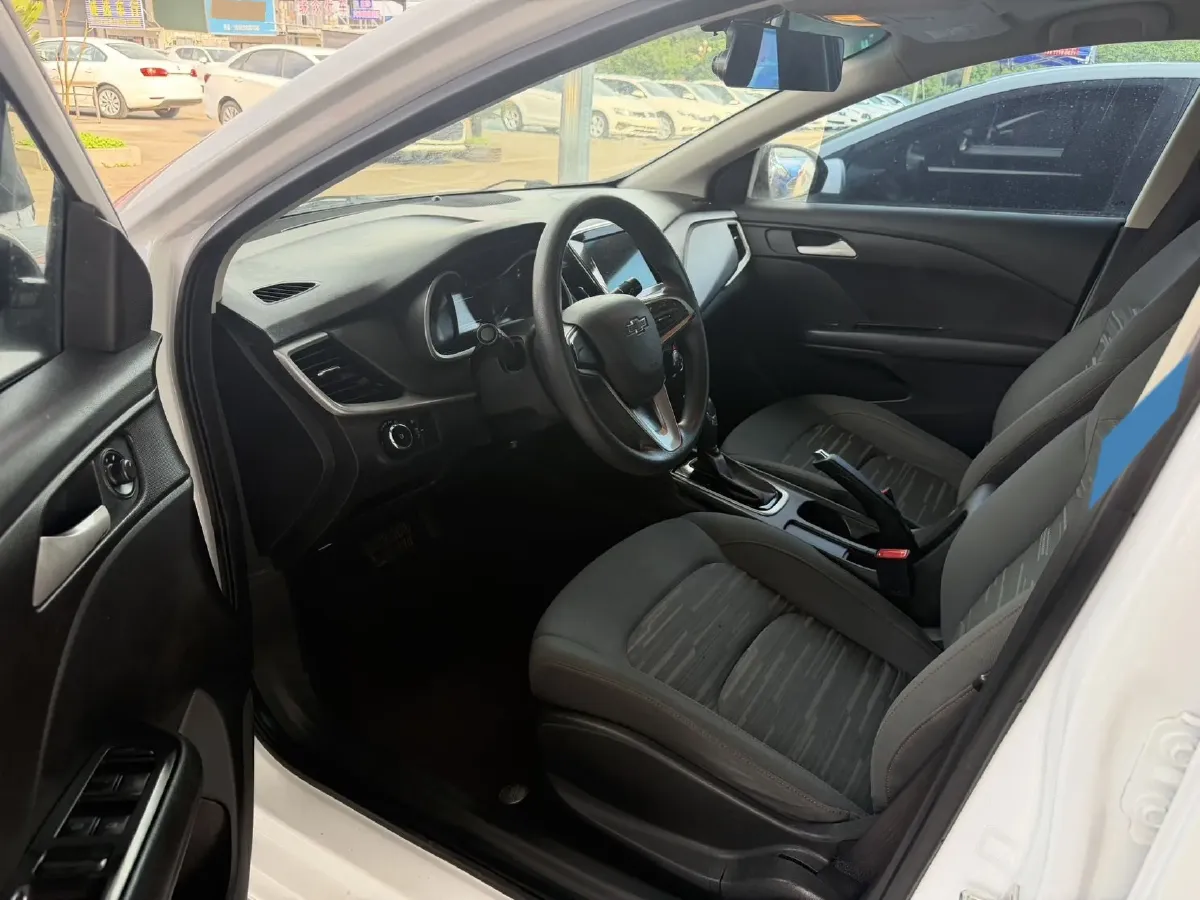 2019 Chevrolet Monza 1.0T 125HP L3 6DCT,autocango,china used car exporter,china ev exporter,chinese used car exporter,chinese used ev exporter