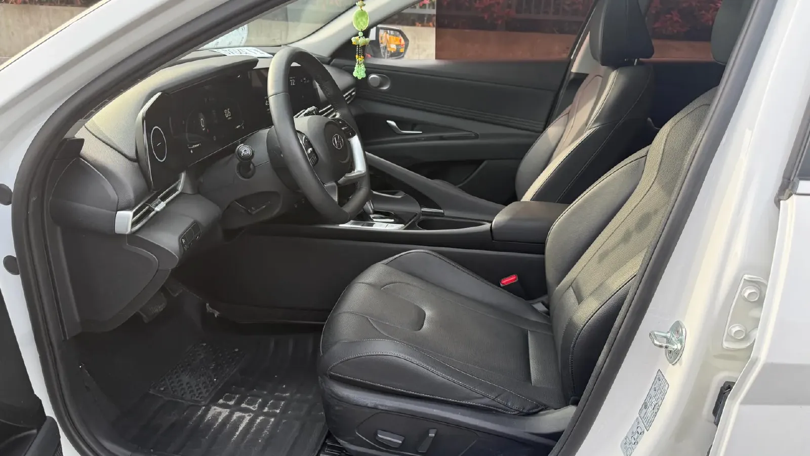 2023 Hyundai Elantra 1.5L 115HP L4 CVT,autocango,china used car exporter,china ev exporter,chinese used car exporter,chinese used ev exporter