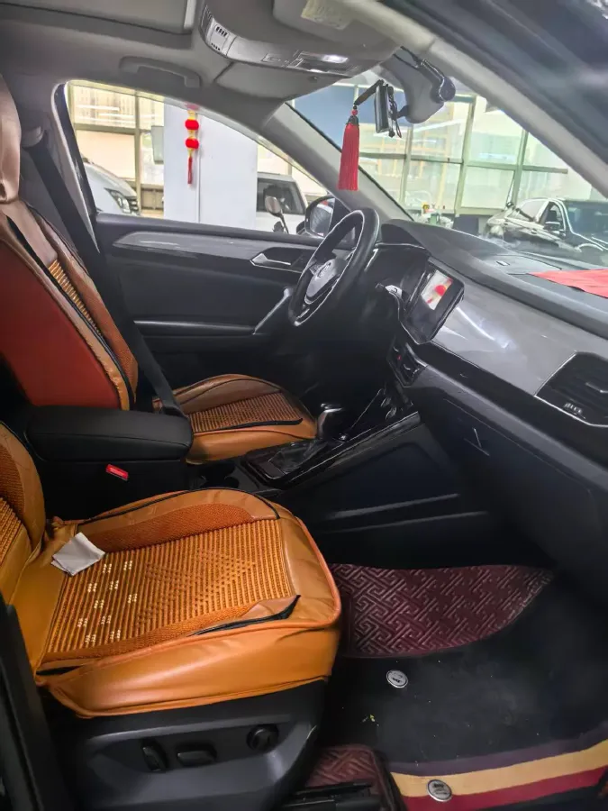 2019 Jeep Cherokee 2.0T 234HP L4 9AT,autocango,china used car exporter,china ev exporter,chinese used car exporter,chinese used ev exporter