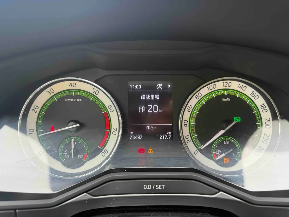 2018 Skoda Superb 1.8T 180HP L4 7DCT,autocango,china used car exporter,china ev exporter,chinese used car exporter,chinese used ev exporter