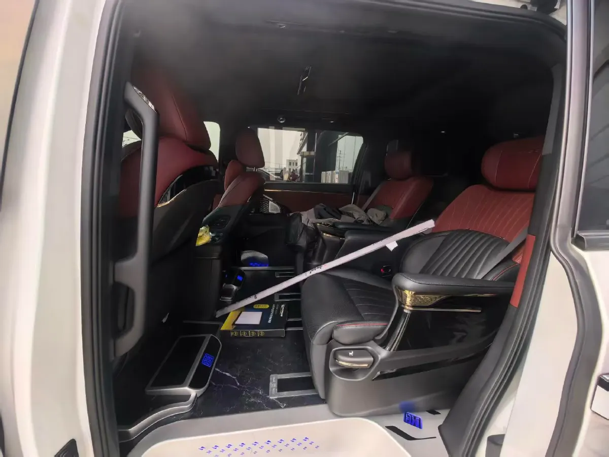 2024 GAC Trumpchi M8 2.0T 252HP L4 8AT,autocango,china used car exporter,china ev exporter,chinese used car exporter,chinese used ev exporter