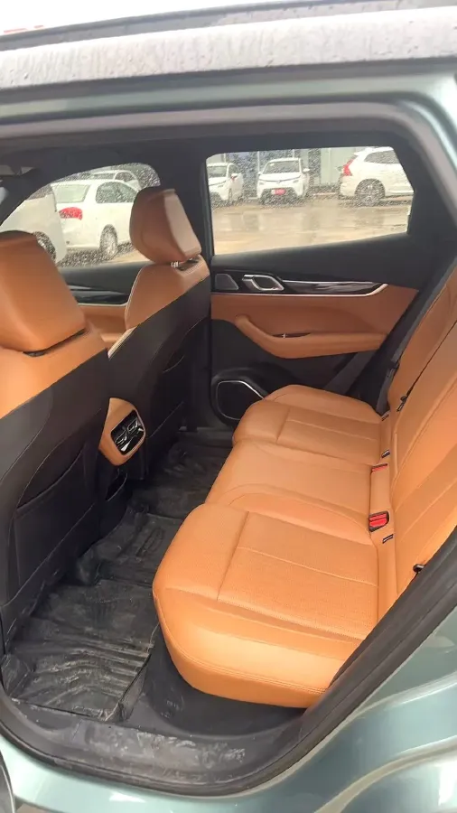 2025 Geely StarRay 1.5T 181HP L4 7DCT,autocango,china used car exporter,china ev exporter,chinese used car exporter,chinese used ev exporter