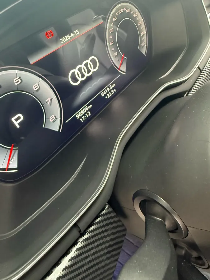 2020 Audi A4L 2.0T 190HP L4 7DCT,autocango,china used car exporter,china ev exporter,chinese used car exporter,chinese used ev exporter