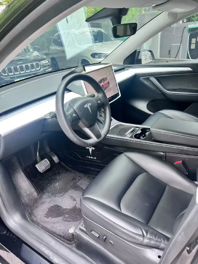 2022 Tesla Model Y BEV 60KWH,autocango,china used car exporter,china ev exporter,chinese used car exporter,chinese used ev exporter