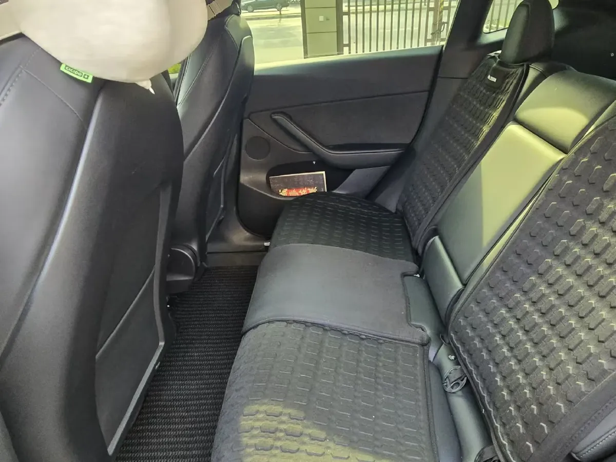 2022 Tesla Model Y BEV 60KWH,autocango,china used car exporter,china ev exporter,chinese used car exporter,chinese used ev exporter