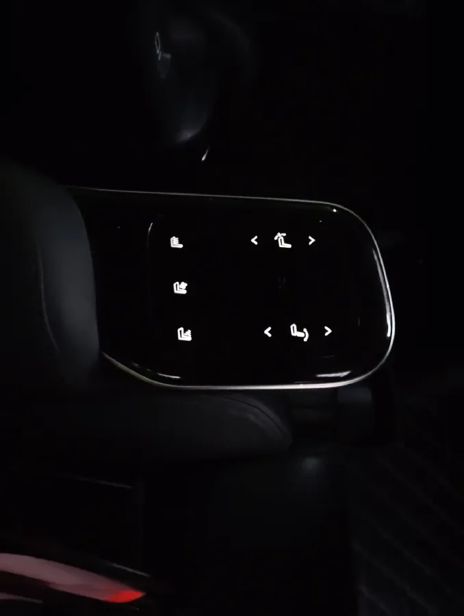 2024 GAC Trumpchi M8 2.0T 252HP L4 8AT,autocango,china used car exporter,china ev exporter,chinese used car exporter,chinese used ev exporter