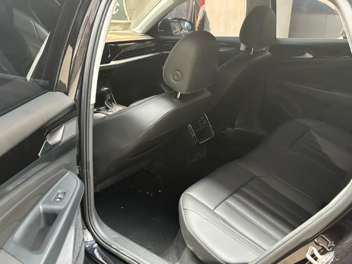 2022 Volkswagen Lamando 1.4T 150HP L4 7DCT,autocango,china used car exporter,china ev exporter,chinese used car exporter,chinese used ev exporter