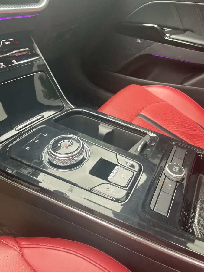 2020 Kia K5 2.0T 240HP L4 8AT,autocango,china used car exporter,china ev exporter,chinese used car exporter,chinese used ev exporter