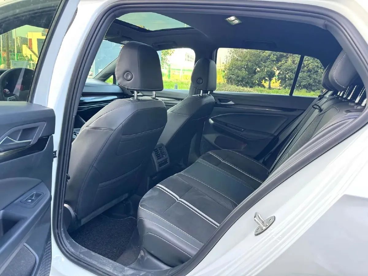 2021 Volkswagen Golf 1.4T 150HP L4 7DCT,autocango,china used car exporter,china ev exporter,chinese used car exporter,chinese used ev exporter