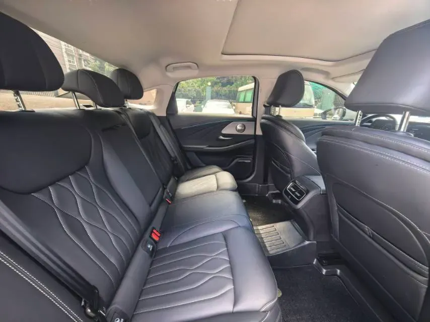 2025 Chery Arrizo 8 1.6T 197HP L4 7DCT,autocango,china used car exporter,china ev exporter,chinese used car exporter,chinese used ev exporter