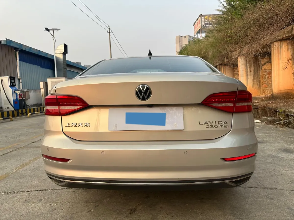 2021 Volkswagen Lavida 1.4T 150HP L4 7DCT,autocango,china used car exporter,china ev exporter,chinese used car exporter,chinese used ev exporter