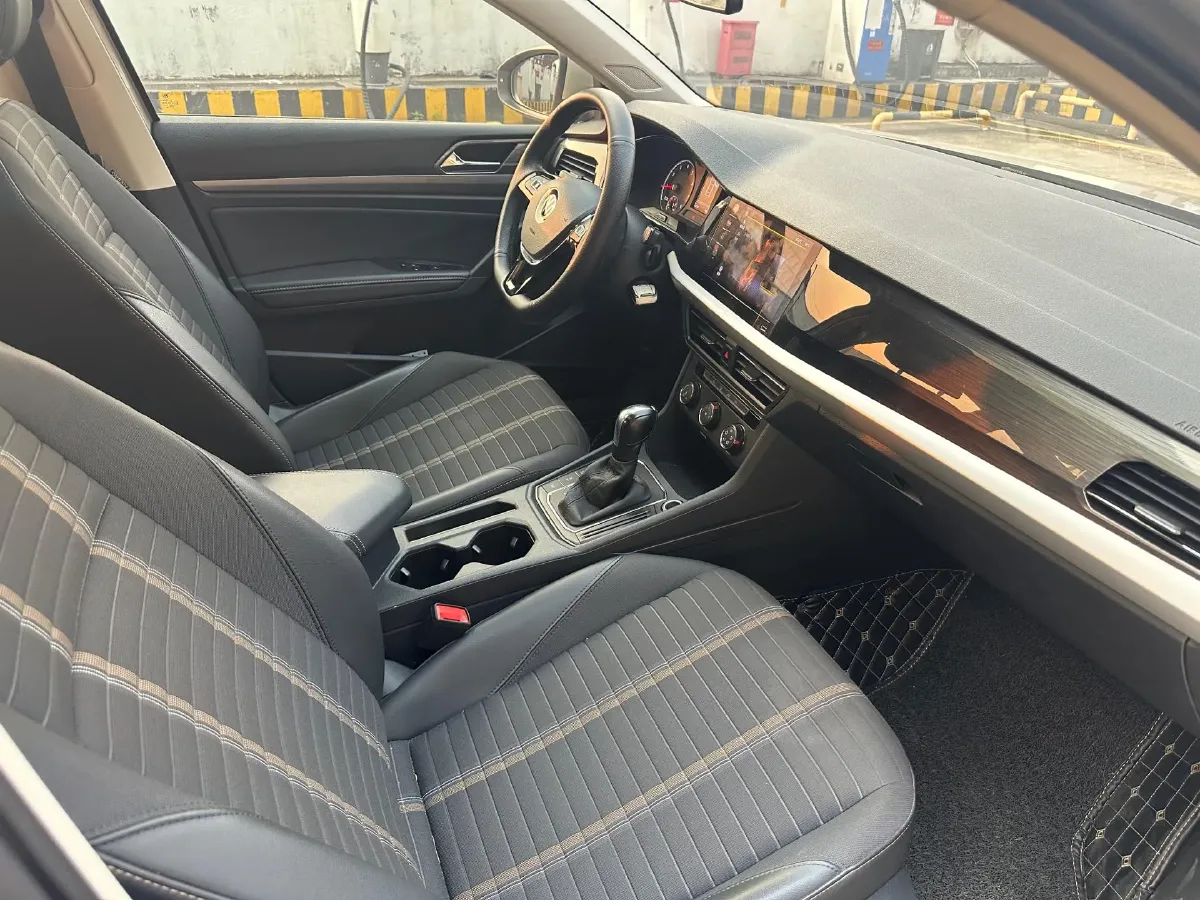 2021 Volkswagen Lavida 1.4T 150HP L4 7DCT,autocango,china used car exporter,china ev exporter,chinese used car exporter,chinese used ev exporter