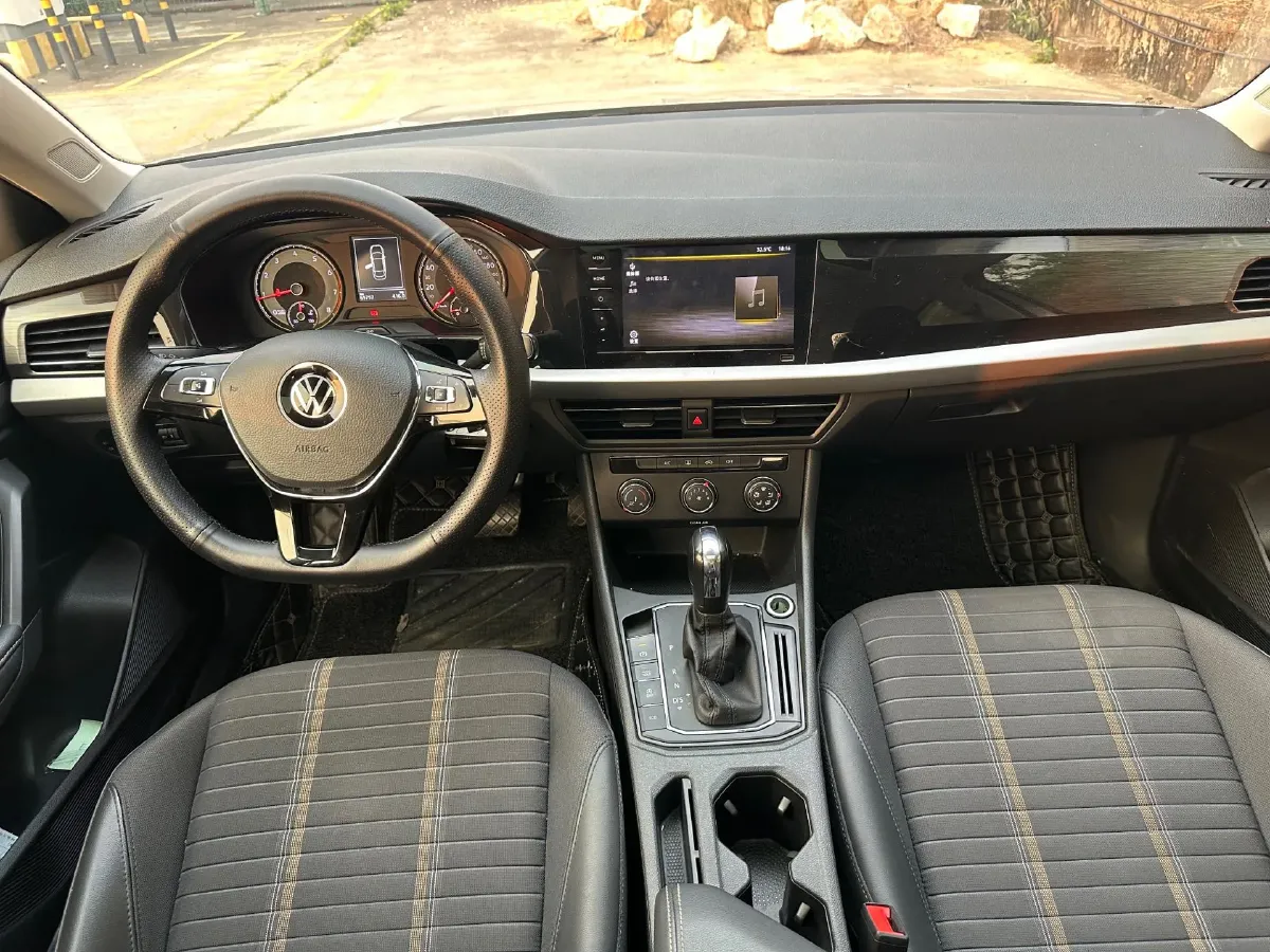 2021 Volkswagen Lavida 1.4T 150HP L4 7DCT,autocango,china used car exporter,china ev exporter,chinese used car exporter,chinese used ev exporter