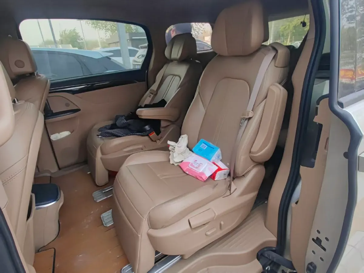 2018 Buick GL8 2.0T 260HP L4 6AT,autocango,china used car exporter,china ev exporter,chinese used car exporter,chinese used ev exporter