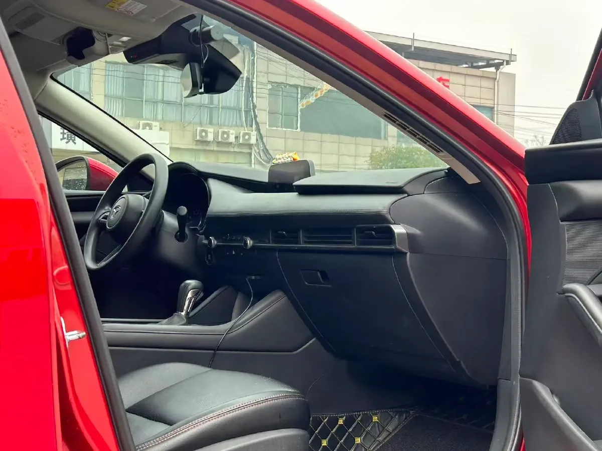 2020 Mazda 3 Axela 1.5L 117HP L4 6AT,autocango,china used car exporter,china ev exporter,chinese used car exporter,chinese used ev exporter