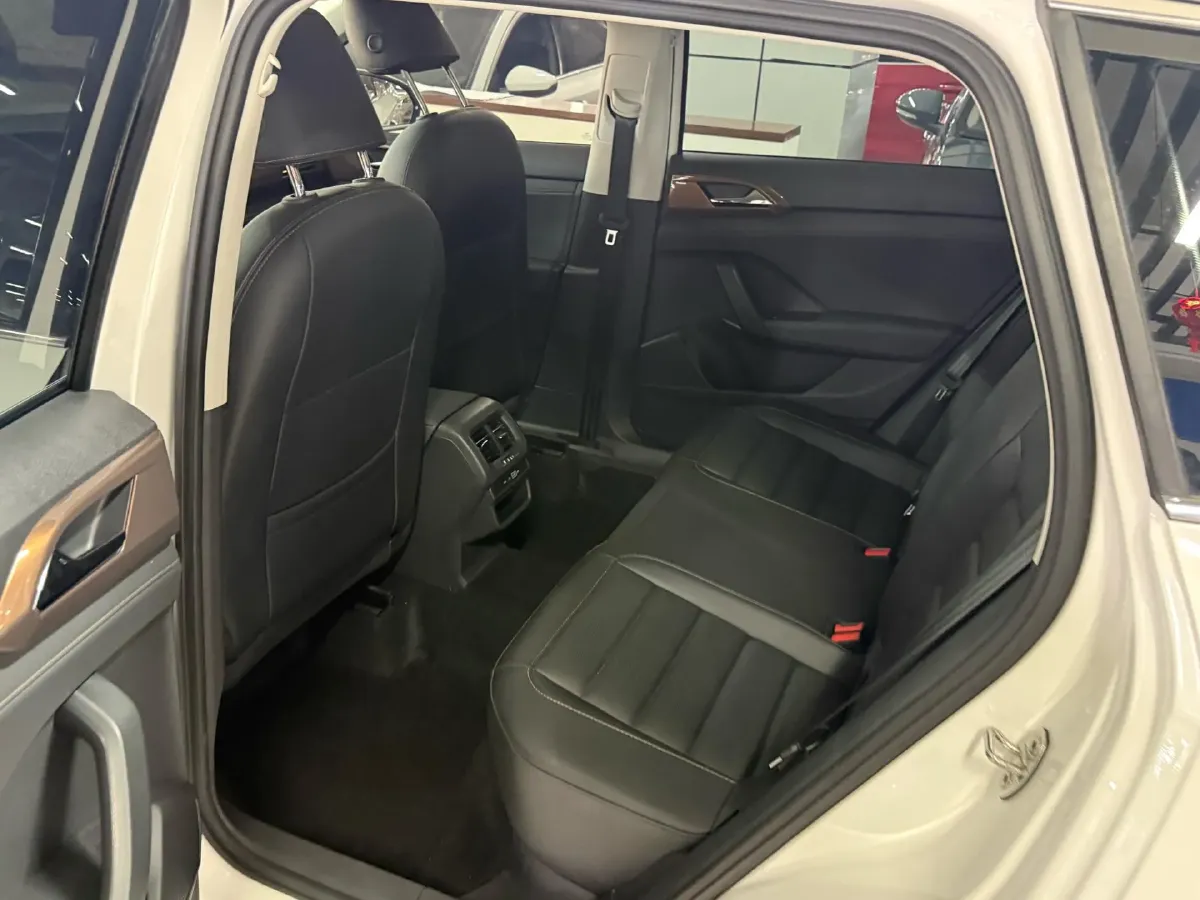 2022 Volkswagen Tharu 1.4T 150HP L4 7DCT,autocango,china used car exporter,china ev exporter,chinese used car exporter,chinese used ev exporter