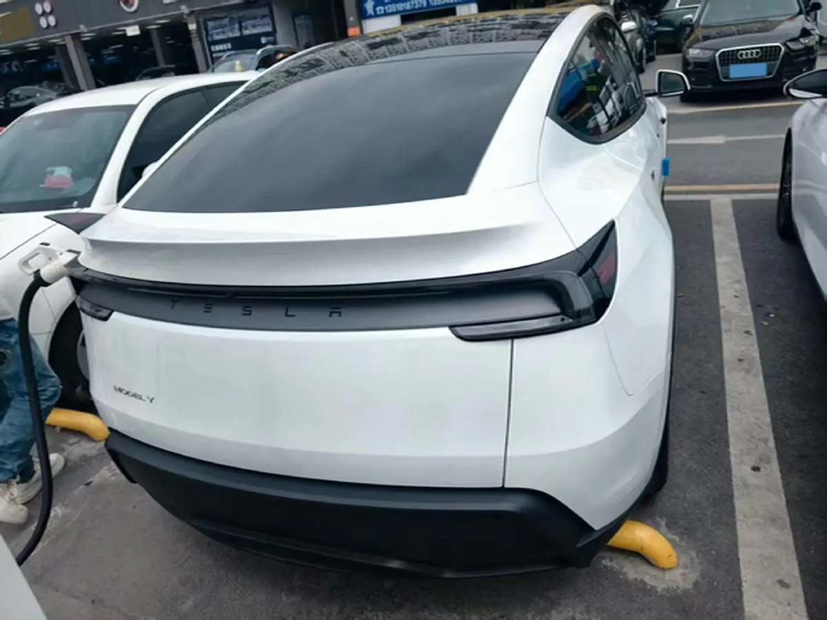 2026 Tesla Model Y BEV,autocango,china used car exporter,china ev exporter,chinese used car exporter,chinese used ev exporter