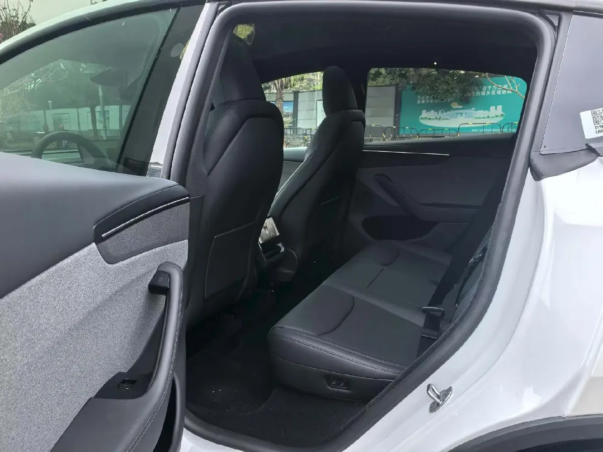 2026 Tesla Model Y BEV,autocango,china used car exporter,china ev exporter,chinese used car exporter,chinese used ev exporter