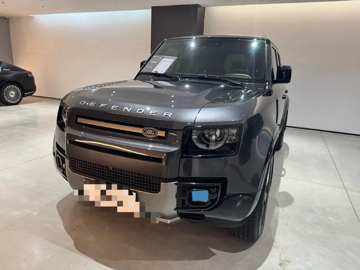 2024 Land Rover Defender 3.0T 400HP L6 8AT,autocango,china used car exporter,china ev exporter,chinese used car exporter,chinese used ev exporter