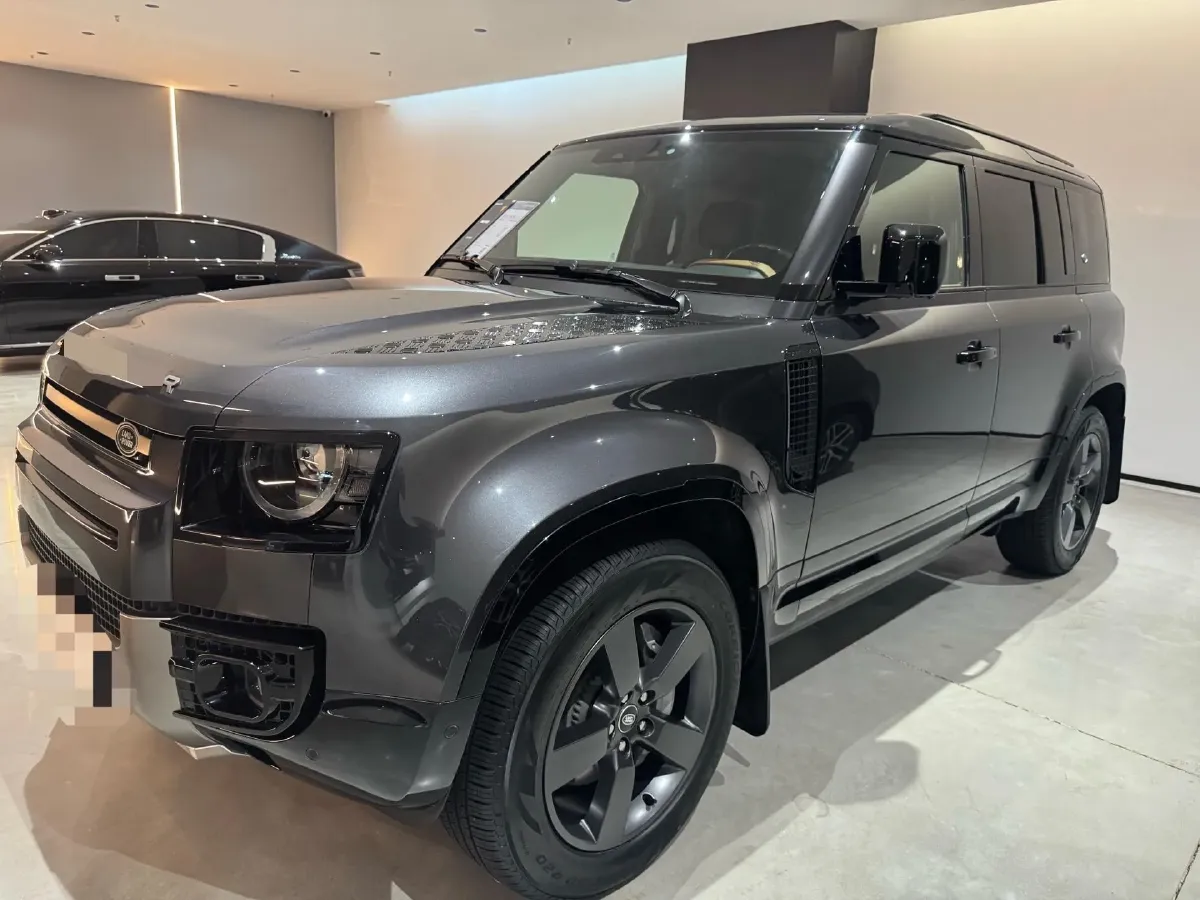 2024 Land Rover Defender 3.0T 400HP L6 8AT,autocango,china used car exporter,china ev exporter,chinese used car exporter,chinese used ev exporter