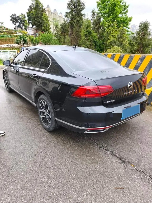 2020 Volkswagen Magotan 2.0T 186HP L4 7DCT,autocango,china used car exporter,china ev exporter,chinese used car exporter,chinese used ev exporter