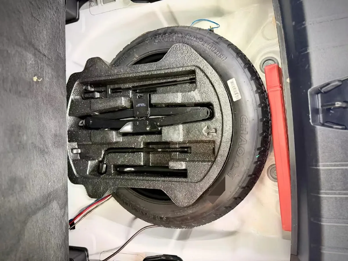 2021 Geely Coolray 1.4T 141HP L4 6DCT,autocango,china used car exporter,china ev exporter,chinese used car exporter,chinese used ev exporter