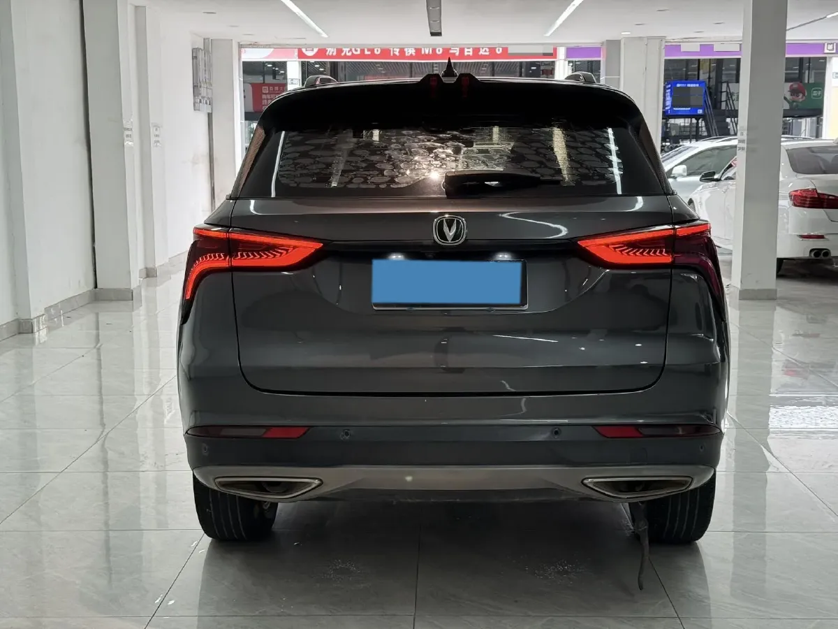 2022 ChangAn CS75 Plus 1.5T 178HP L4 6AT,autocango,china used car exporter,china ev exporter,chinese used car exporter,chinese used ev exporter