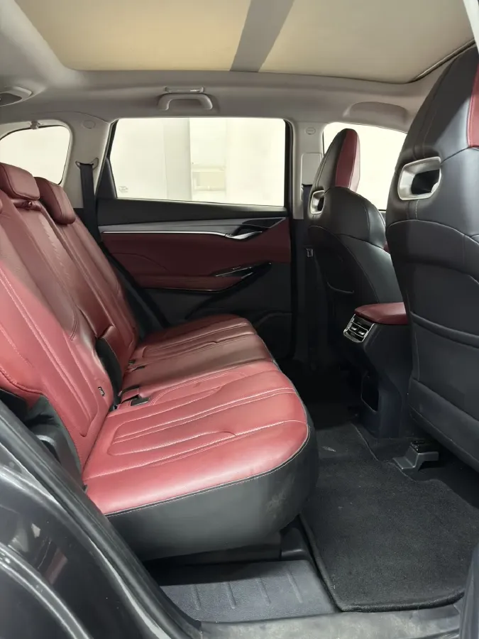 2022 ChangAn CS75 Plus 1.5T 178HP L4 6AT,autocango,china used car exporter,china ev exporter,chinese used car exporter,chinese used ev exporter