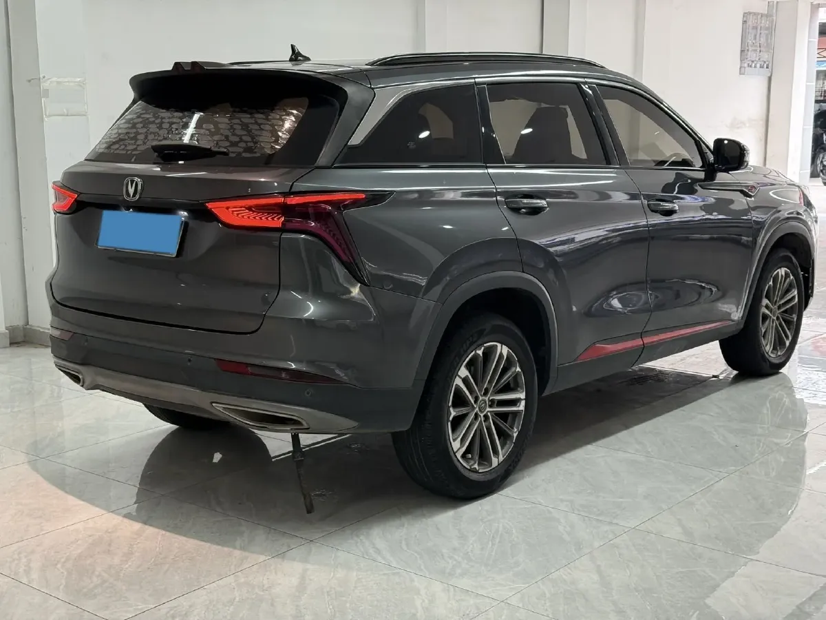 2022 ChangAn CS75 Plus 1.5T 178HP L4 6AT,autocango,china used car exporter,china ev exporter,chinese used car exporter,chinese used ev exporter