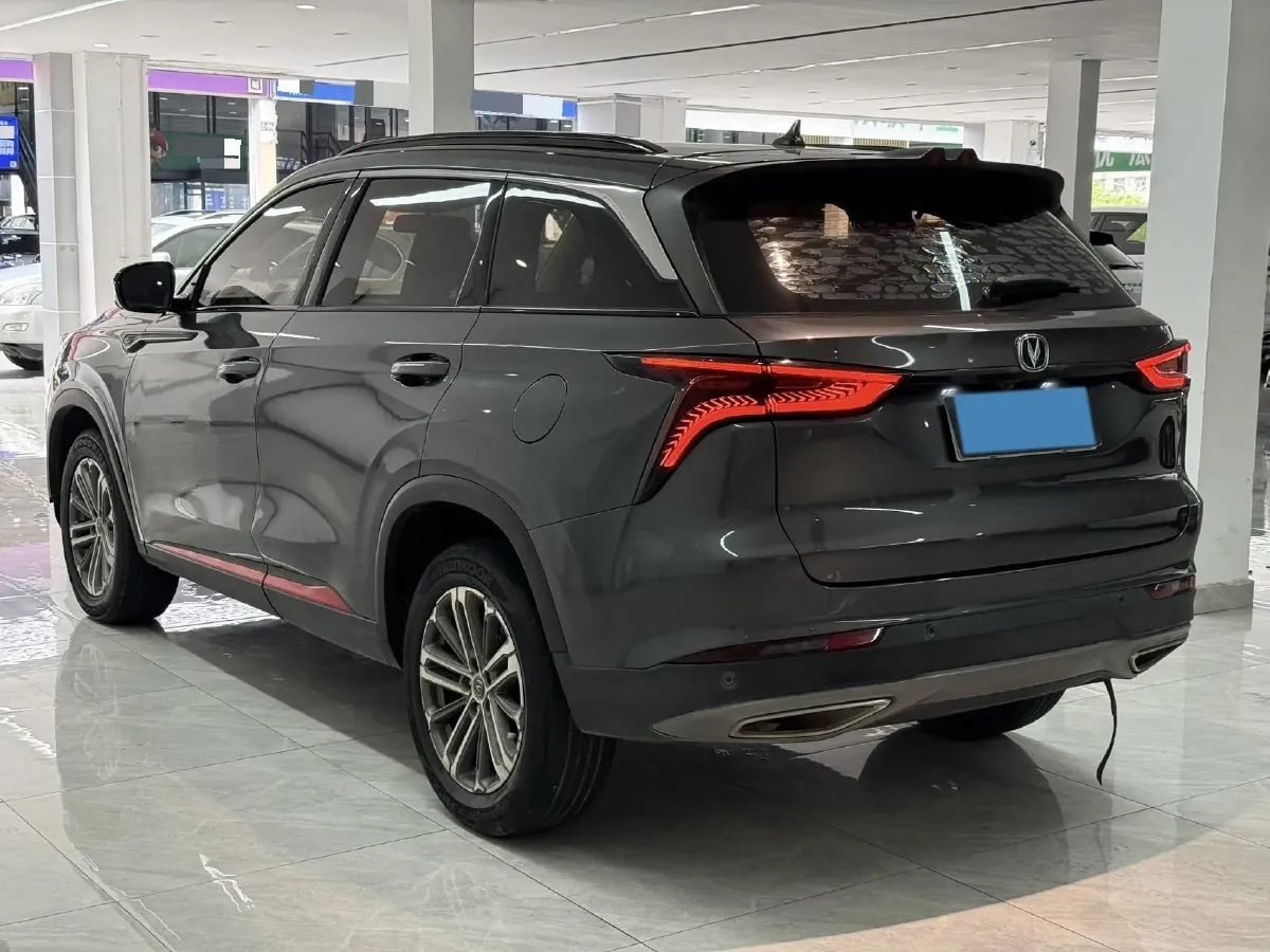 2022 ChangAn CS75 Plus 1.5T 178HP L4 6AT,autocango,china used car exporter,china ev exporter,chinese used car exporter,chinese used ev exporter