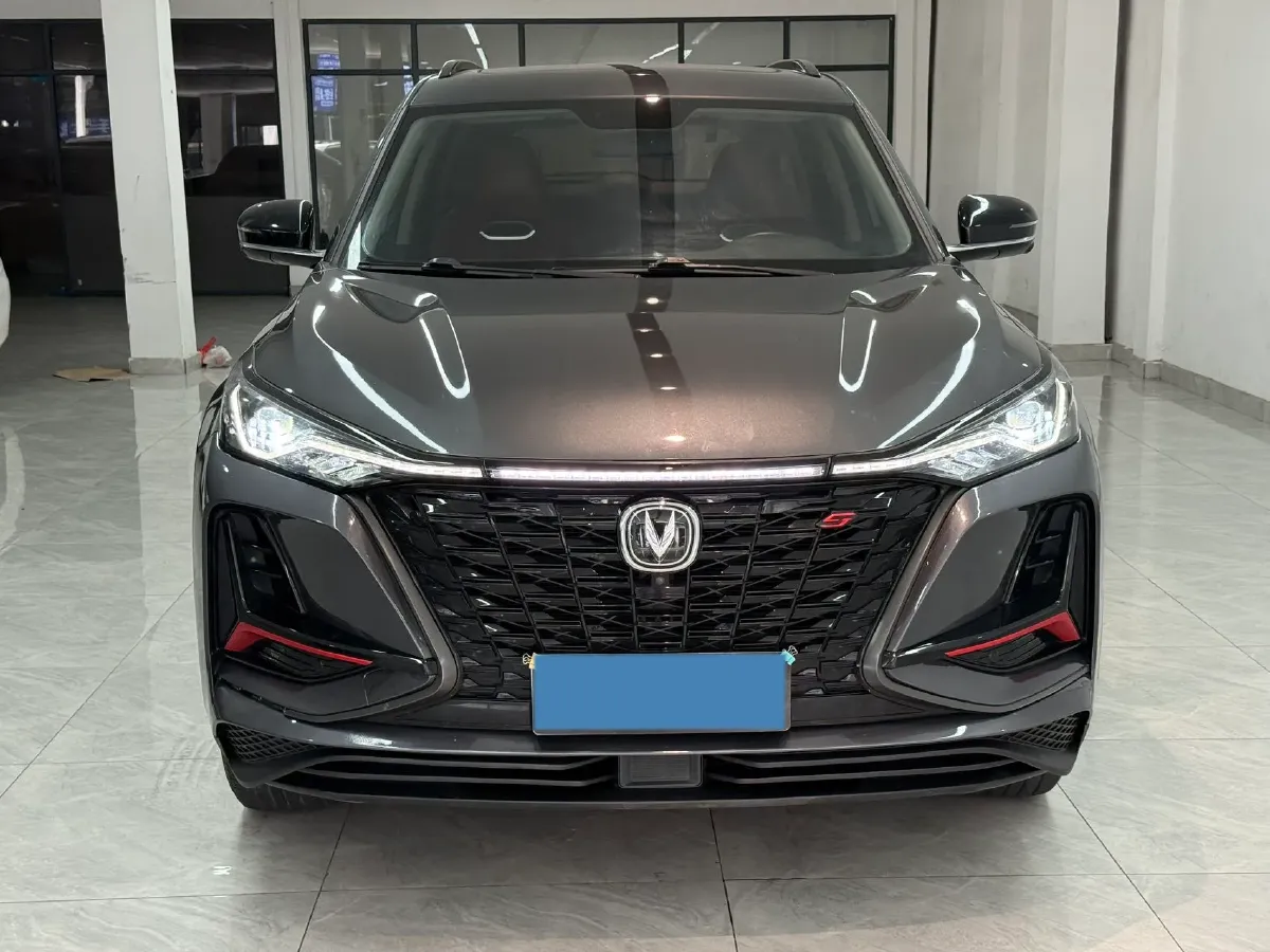 2022 ChangAn CS75 Plus 1.5T 178HP L4 6AT,autocango,china used car exporter,china ev exporter,chinese used car exporter,chinese used ev exporter