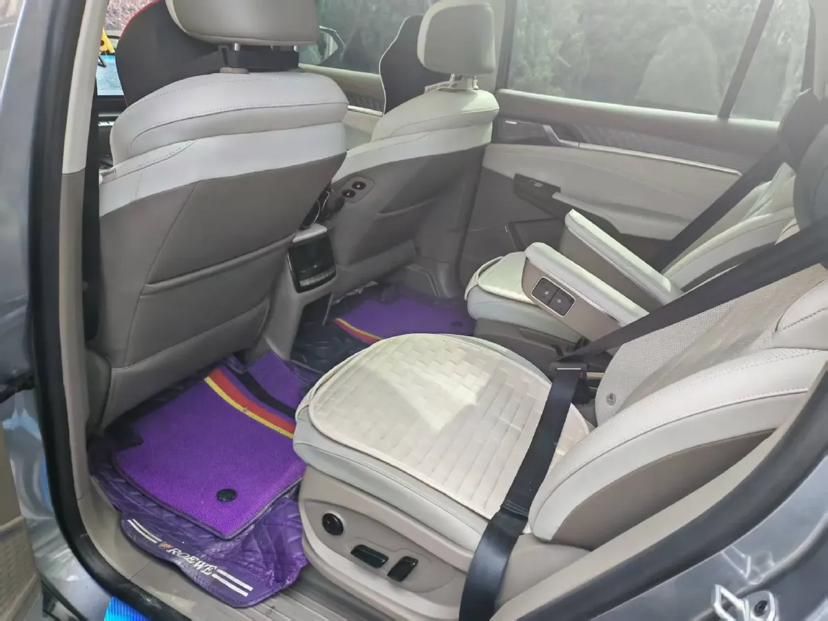 2023 Roewe RX9 2.0T 242HP L4 9AT,autocango,china used car exporter,china ev exporter,chinese used car exporter,chinese used ev exporter