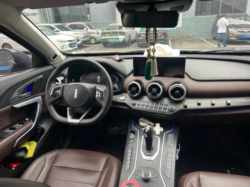 2020 WEY VV7 2.0T 227HP L4 7DCT PHEV,autocango,china used car exporter,china ev exporter,chinese used car exporter,chinese used ev exporter