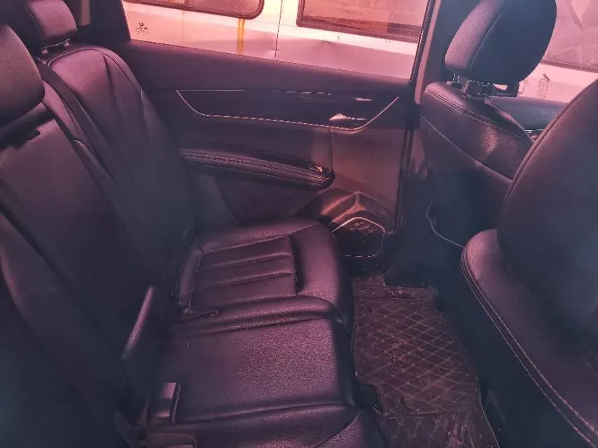 2017 BYD Song MAX 1.5T 154HP L4 6DCT,autocango,china used car exporter,china ev exporter,chinese used car exporter,chinese used ev exporter