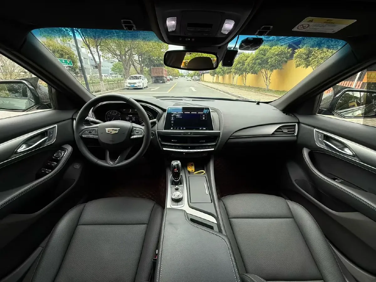 2022 Cadillac CT5 2.0T 237HP L4 10AT,autocango,china used car exporter,china ev exporter,chinese used car exporter,chinese used ev exporter