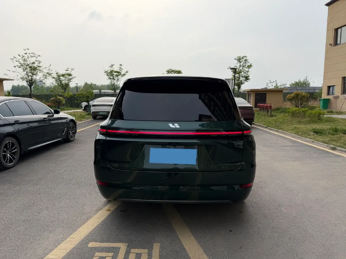 2022 Li L9 Range Extended 154HP REEV 42.6KWH,autocango,china used car exporter,china ev exporter,chinese used car exporter,chinese used ev exporter