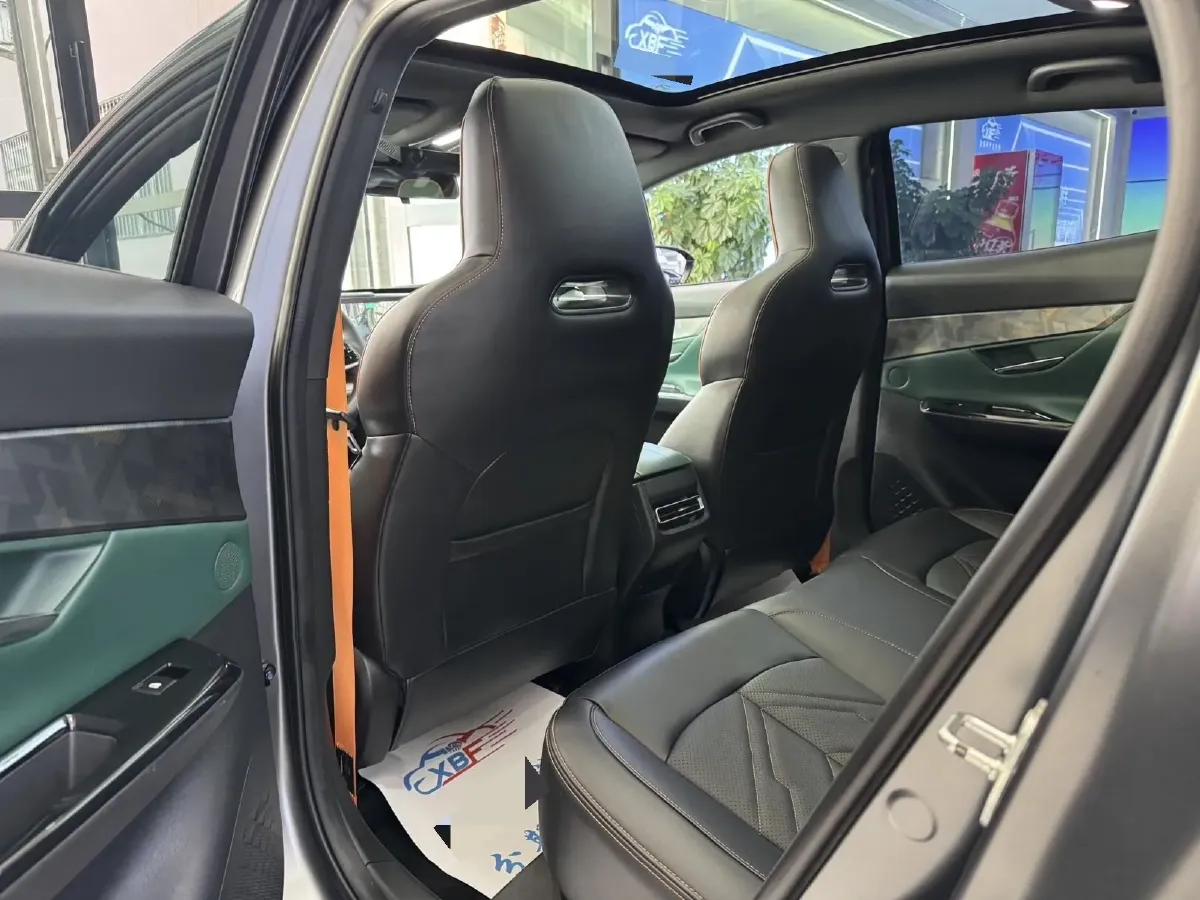 2023 ChangAn UNI-T 1.5T 188HP L4 7DCT,autocango,china used car exporter,china ev exporter,chinese used car exporter,chinese used ev exporter