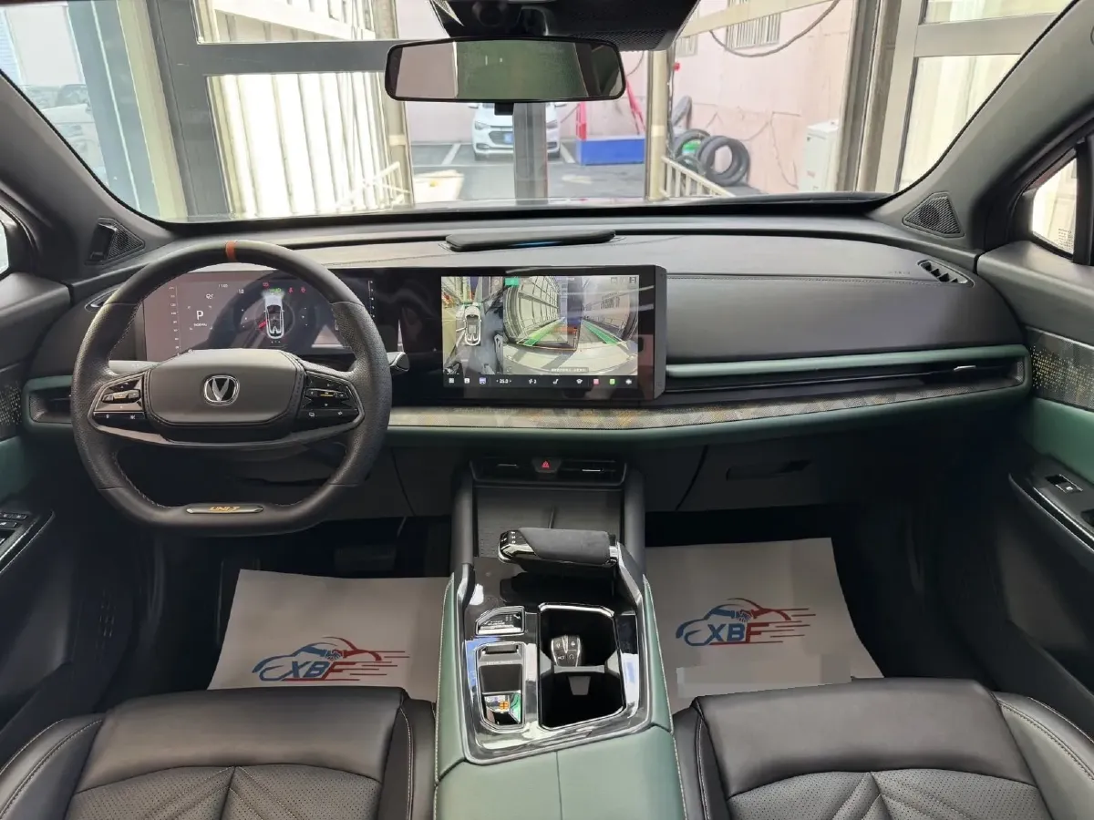 2023 ChangAn UNI-T 1.5T 188HP L4 7DCT,autocango,china used car exporter,china ev exporter,chinese used car exporter,chinese used ev exporter