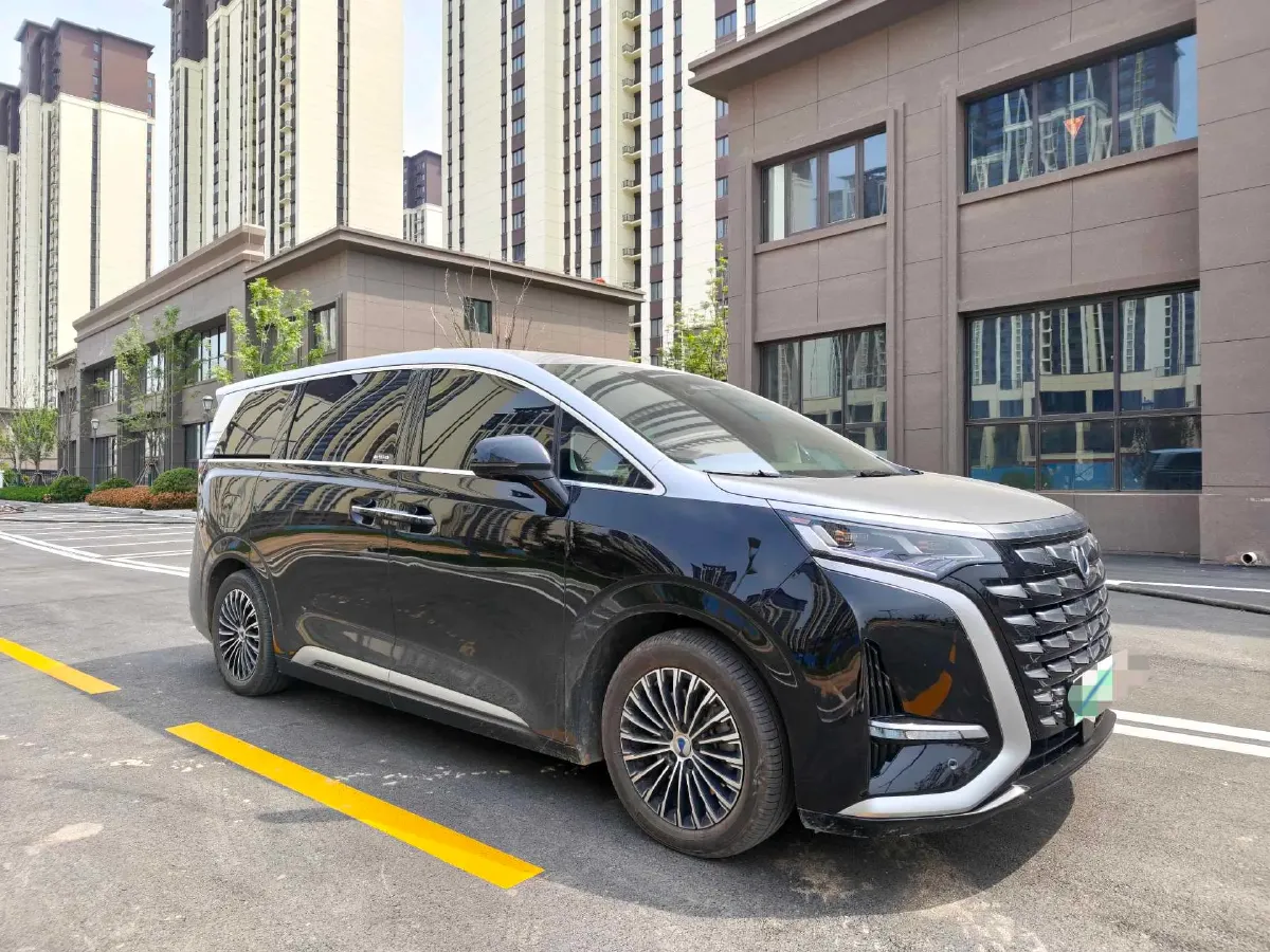 2022 Mercedes-Benz GLC Class 2.0T 197HP L4 9AT,autocango,china used car exporter,china ev exporter,chinese used car exporter,chinese used ev exporter