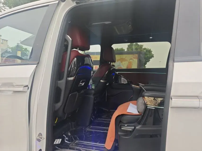 2023 GAC Trumpchi M8 2.0T 252HP L4 8AT,autocango,china used car exporter,china ev exporter,chinese used car exporter,chinese used ev exporter