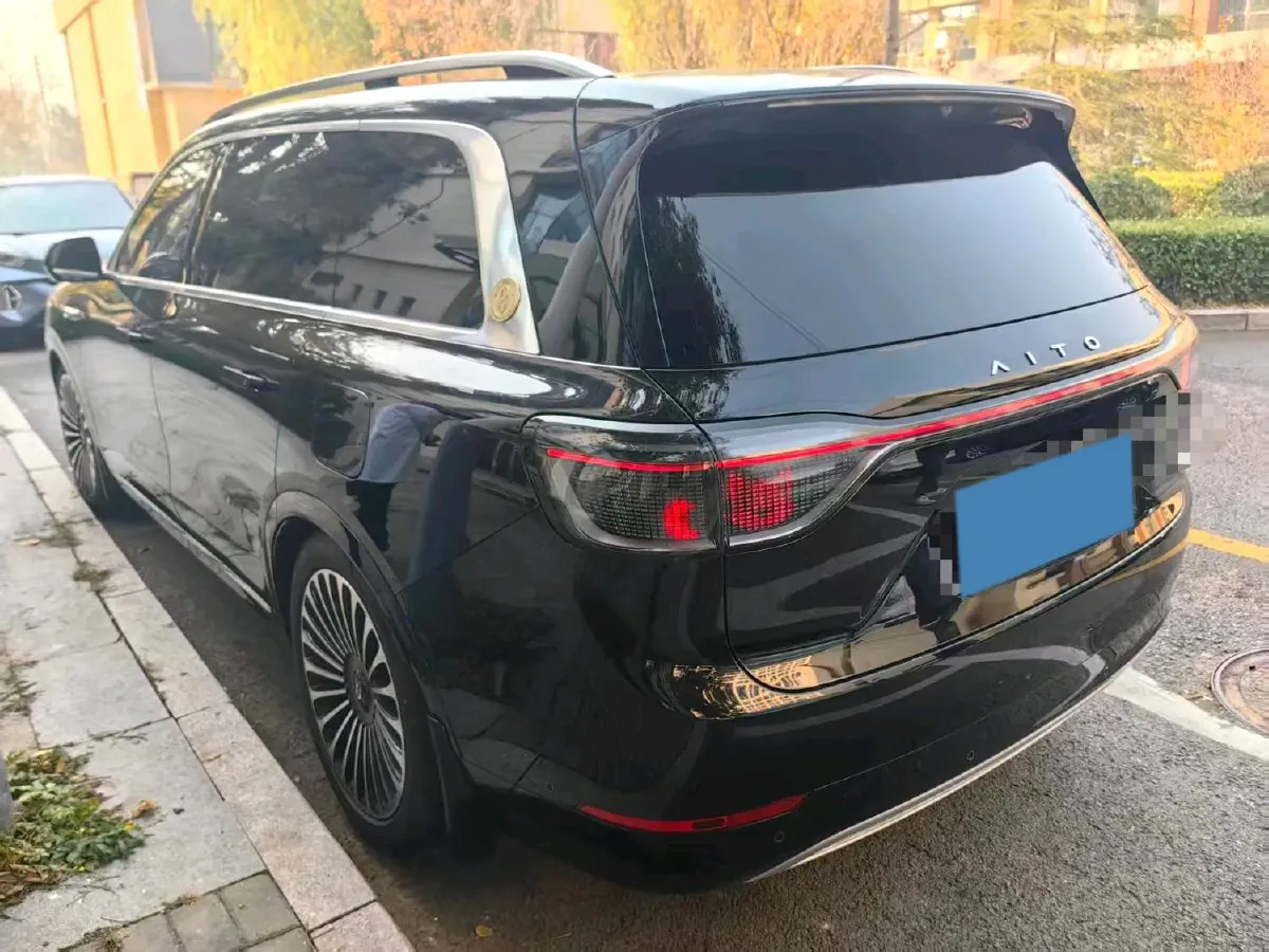 2024 AITO AITO M9 1.5T 152HP L4 REEV 42KWH,autocango,china used car exporter,china ev exporter,chinese used car exporter,chinese used ev exporter