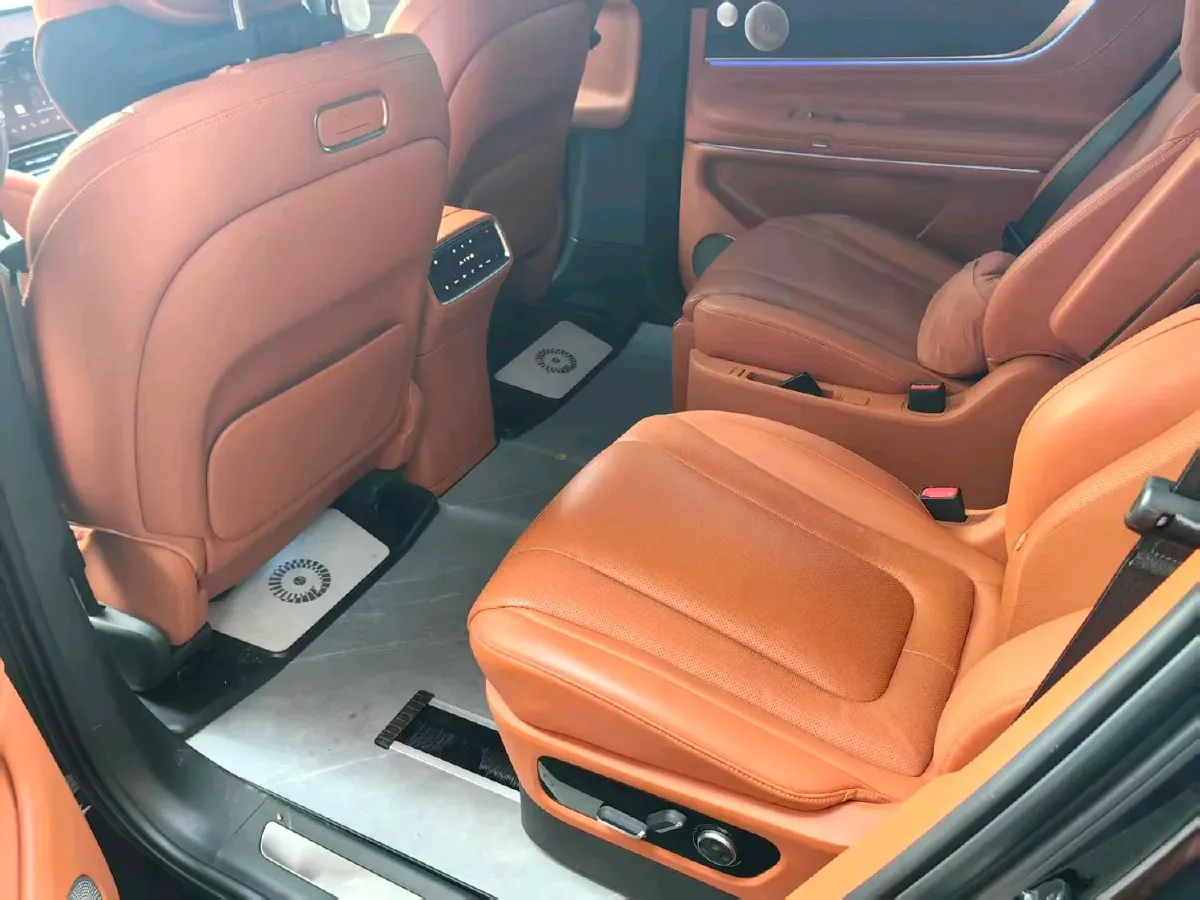 2024 AITO AITO M9 1.5T 152HP L4 REEV 42KWH,autocango,china used car exporter,china ev exporter,chinese used car exporter,chinese used ev exporter