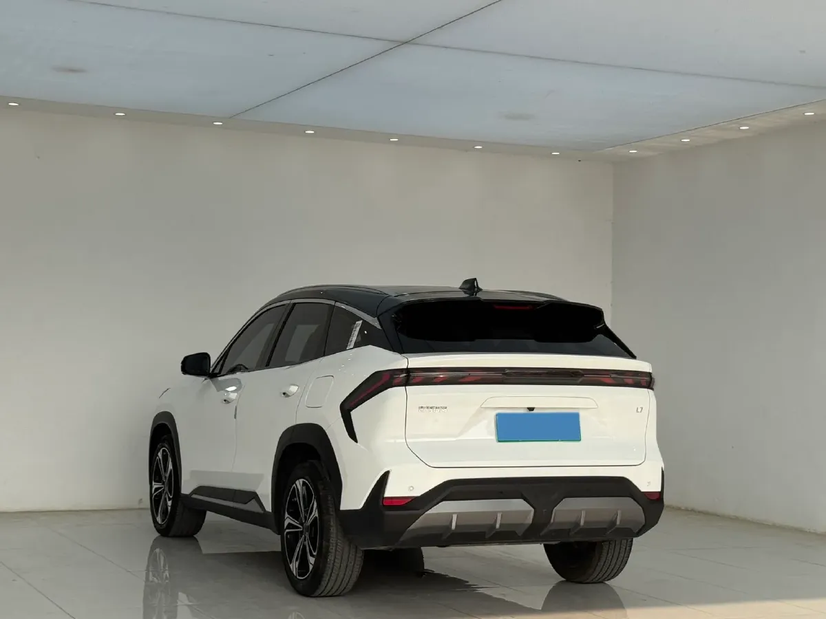 2024 Geely Galaxy L7 1.5T 163HP L4 3DHT PHEV 18.7KWH,autocango,china used car exporter,china ev exporter,chinese used car exporter,chinese used ev exporter