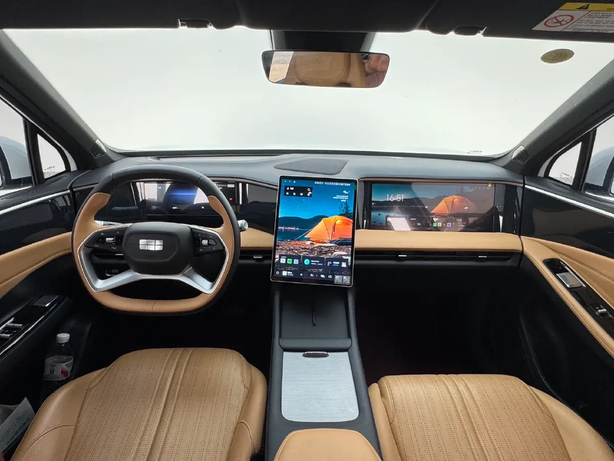 2024 Geely Galaxy L7 1.5T 163HP L4 3DHT PHEV 18.7KWH,autocango,china used car exporter,china ev exporter,chinese used car exporter,chinese used ev exporter